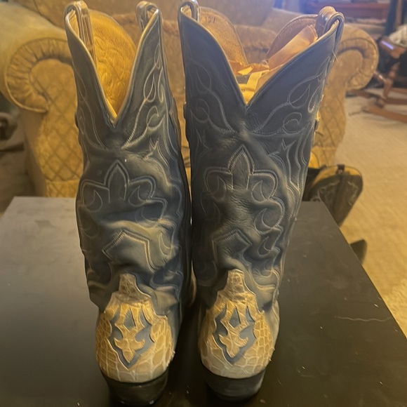 Custom size 10.5 handmade boots with crocodile inlay. In great shape. - Picture 2 of 3